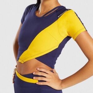 💙5/$25💙Gymshark Asymetric Crop Top M NWT